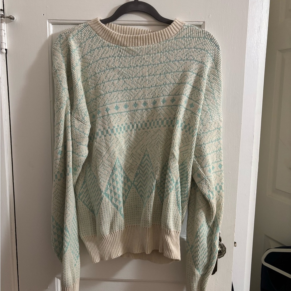 Jensen Women's Sweater - Cream and Light Blue